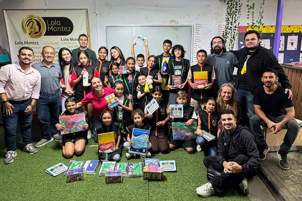 Niños participantes del programa educativo